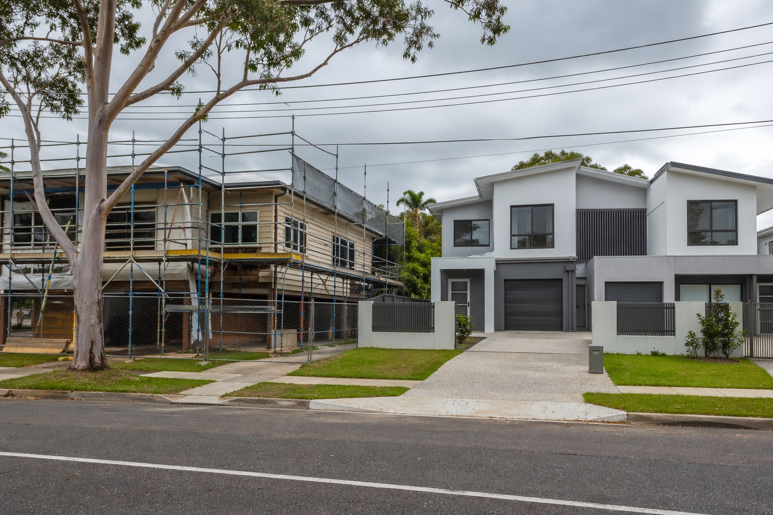 Beenleigh suburban street showing renovation and new duplex